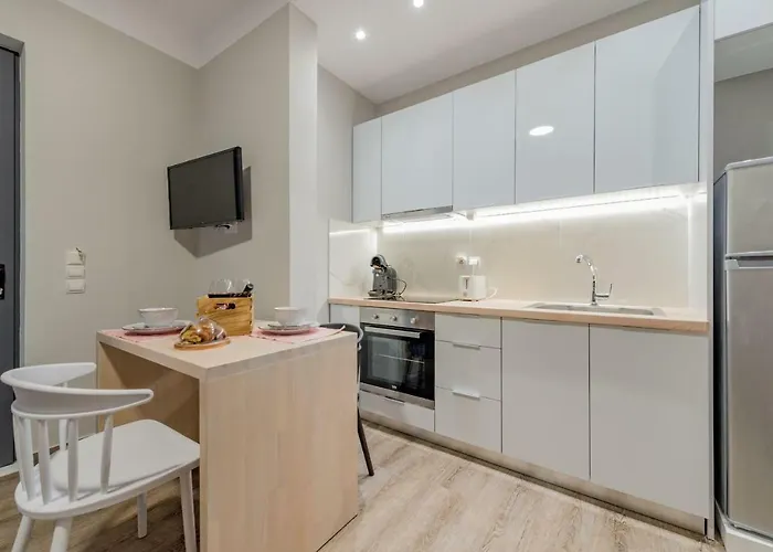 Apartment Stylish & Bright In The Centre Zakynthos